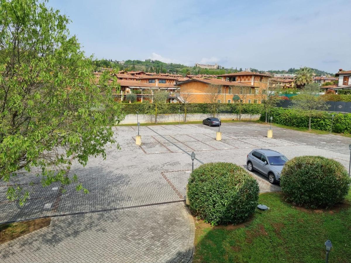 Le Terrazze Sul Lago Hotel & Residence Padenghe sul Garda Bagian luar foto