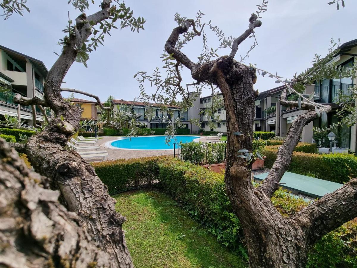 Le Terrazze Sul Lago Hotel & Residence Padenghe sul Garda Bagian luar foto