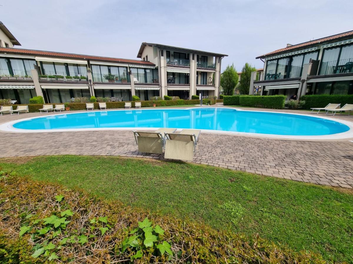 Le Terrazze Sul Lago Hotel & Residence Padenghe sul Garda Bagian luar foto