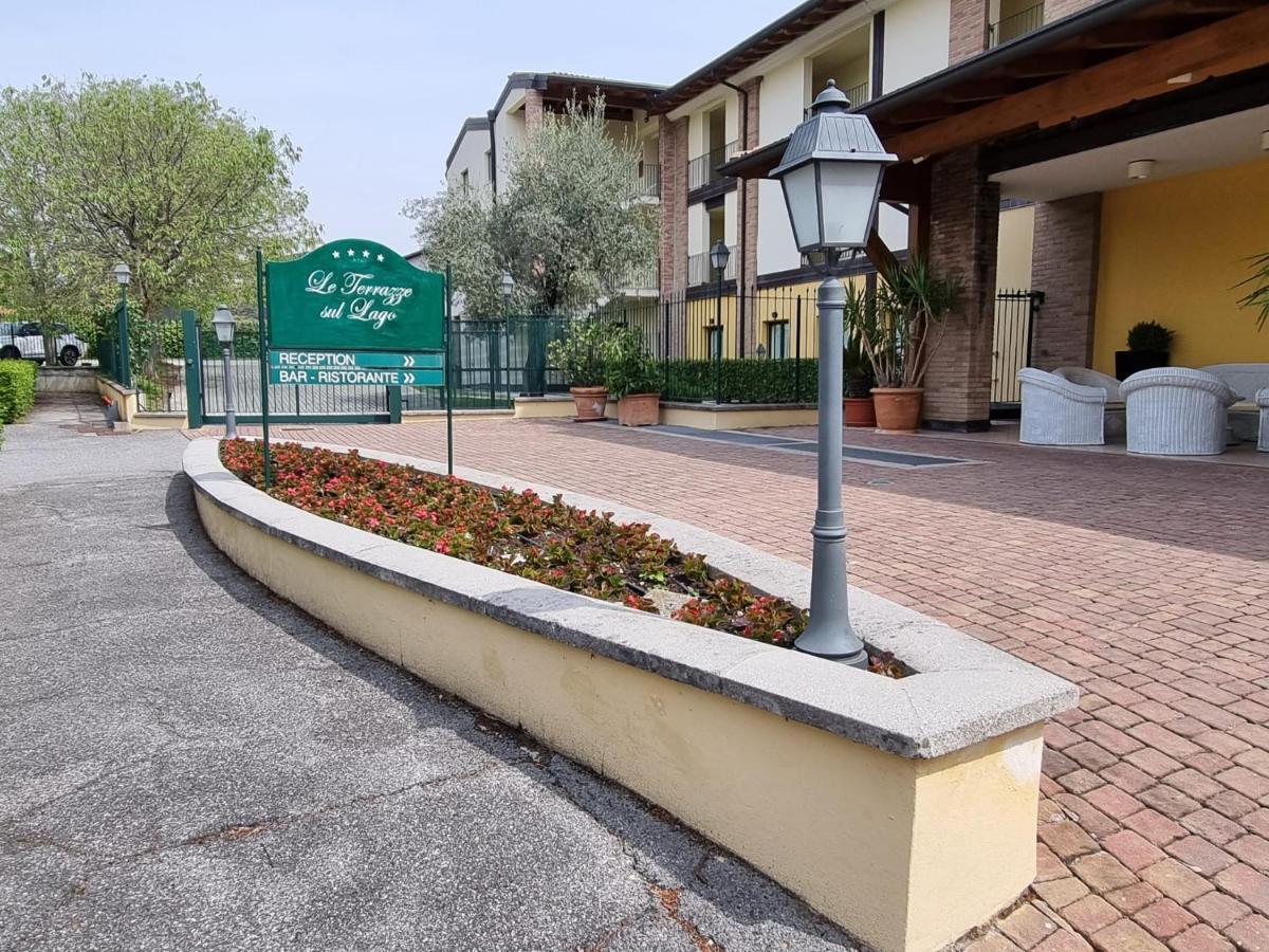 Le Terrazze Sul Lago Hotel & Residence Padenghe sul Garda Bagian luar foto