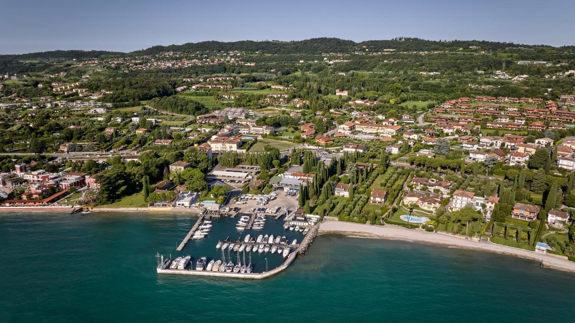 Le Terrazze Sul Lago Hotel & Residence Padenghe sul Garda Bagian luar foto
